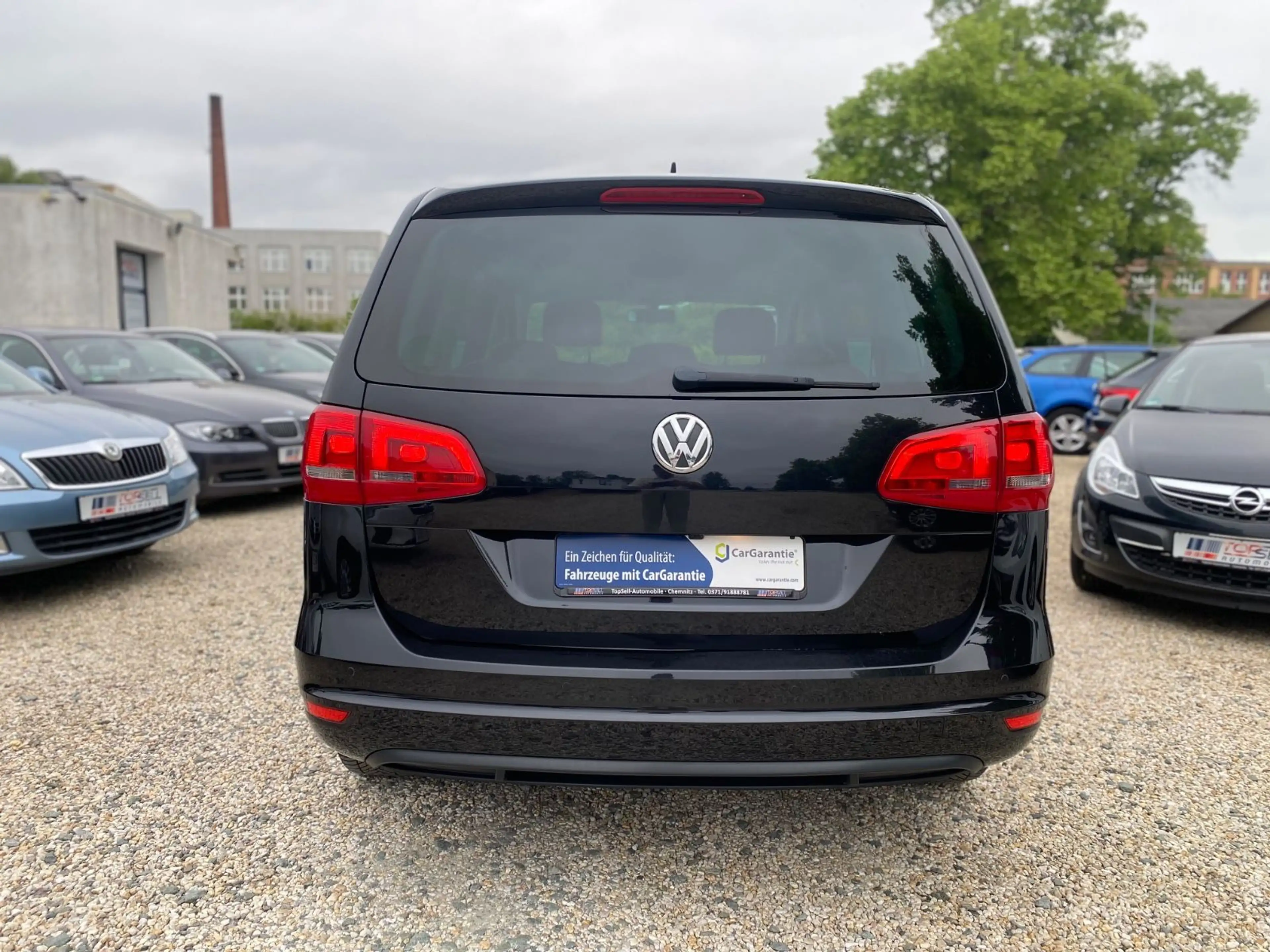 Volkswagen Sharan 2.0 TDI DSG BlueMotion Tech Highline — photo 6