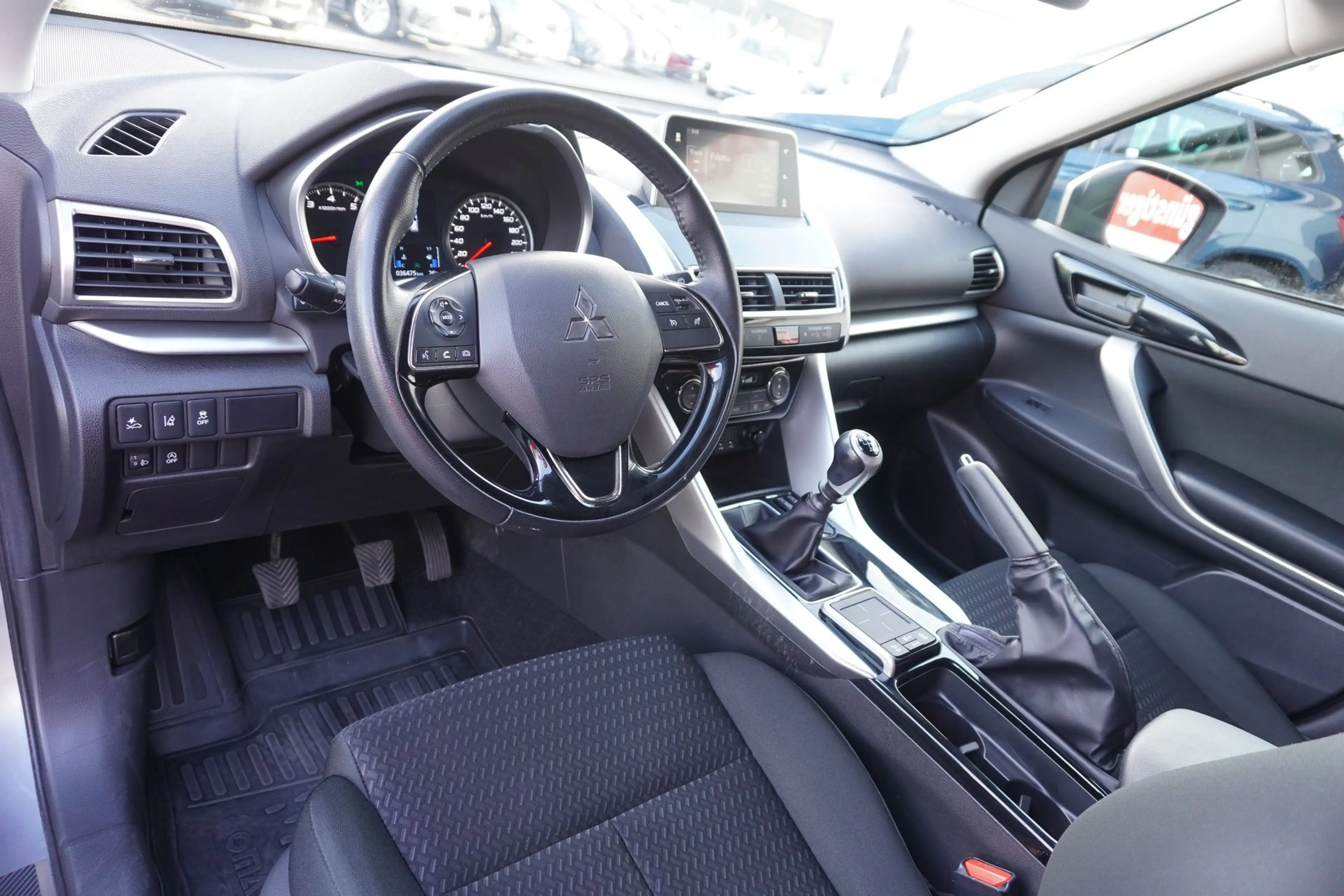 Mitsubishi Eclipse Cross 1.5 T-MIVEC Diamant Kamera DAB — photo 9