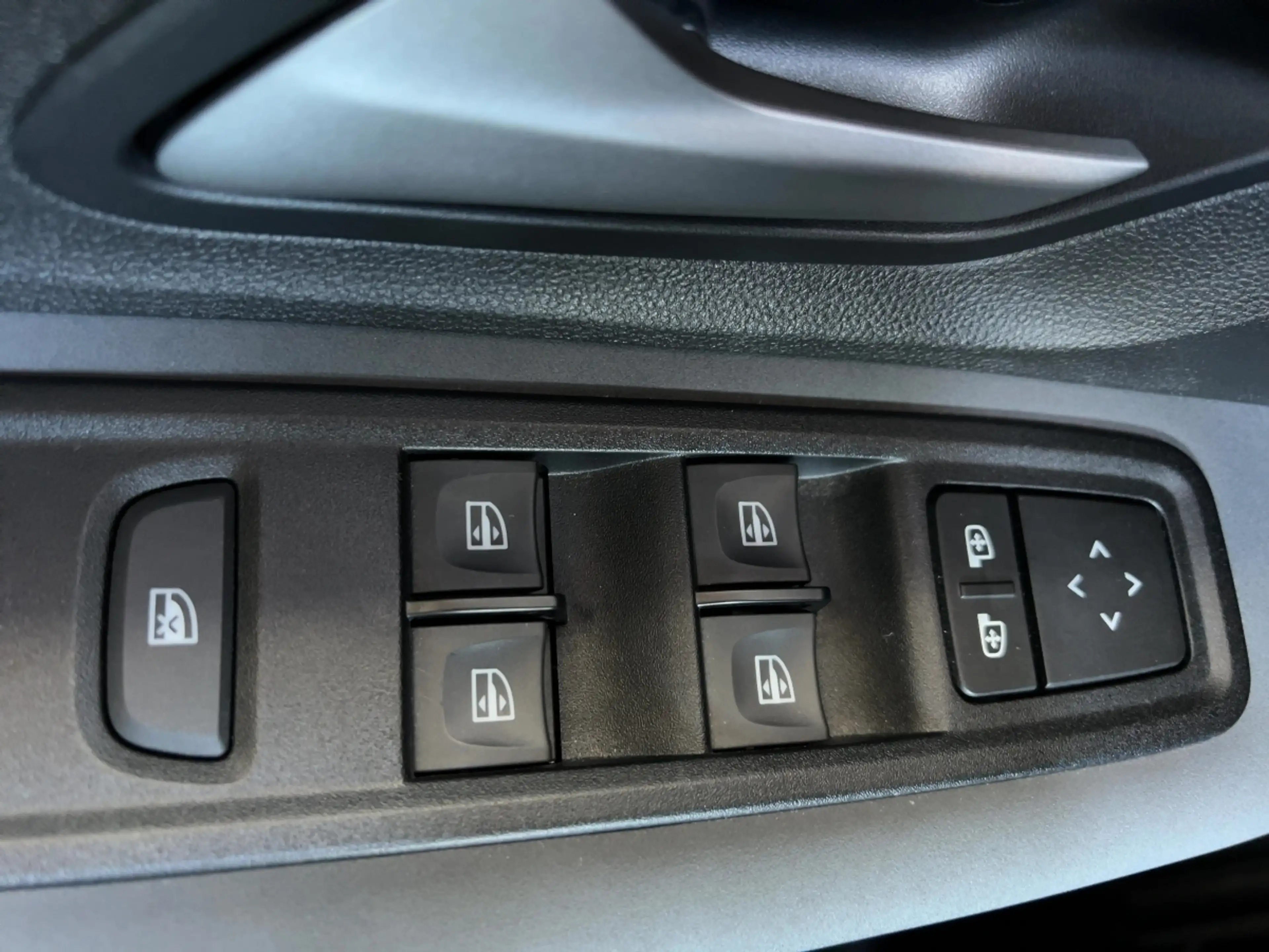 Dacia Jogger Extreme+ TCe 100 ECO-G SHZ Rückfahrkamera — photo 19