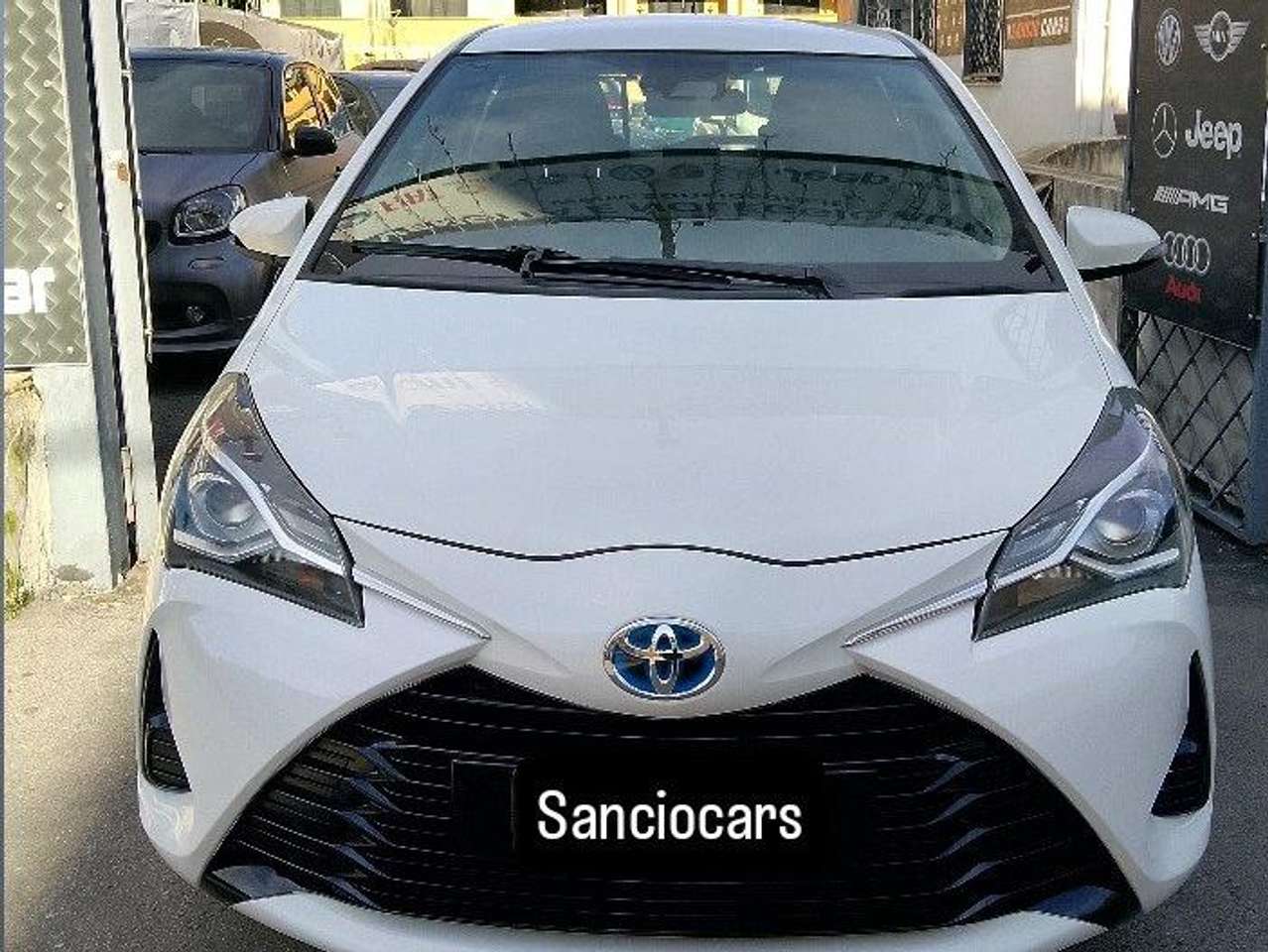 Toyota Yaris Yaris III 2017 5p 1.5h Business