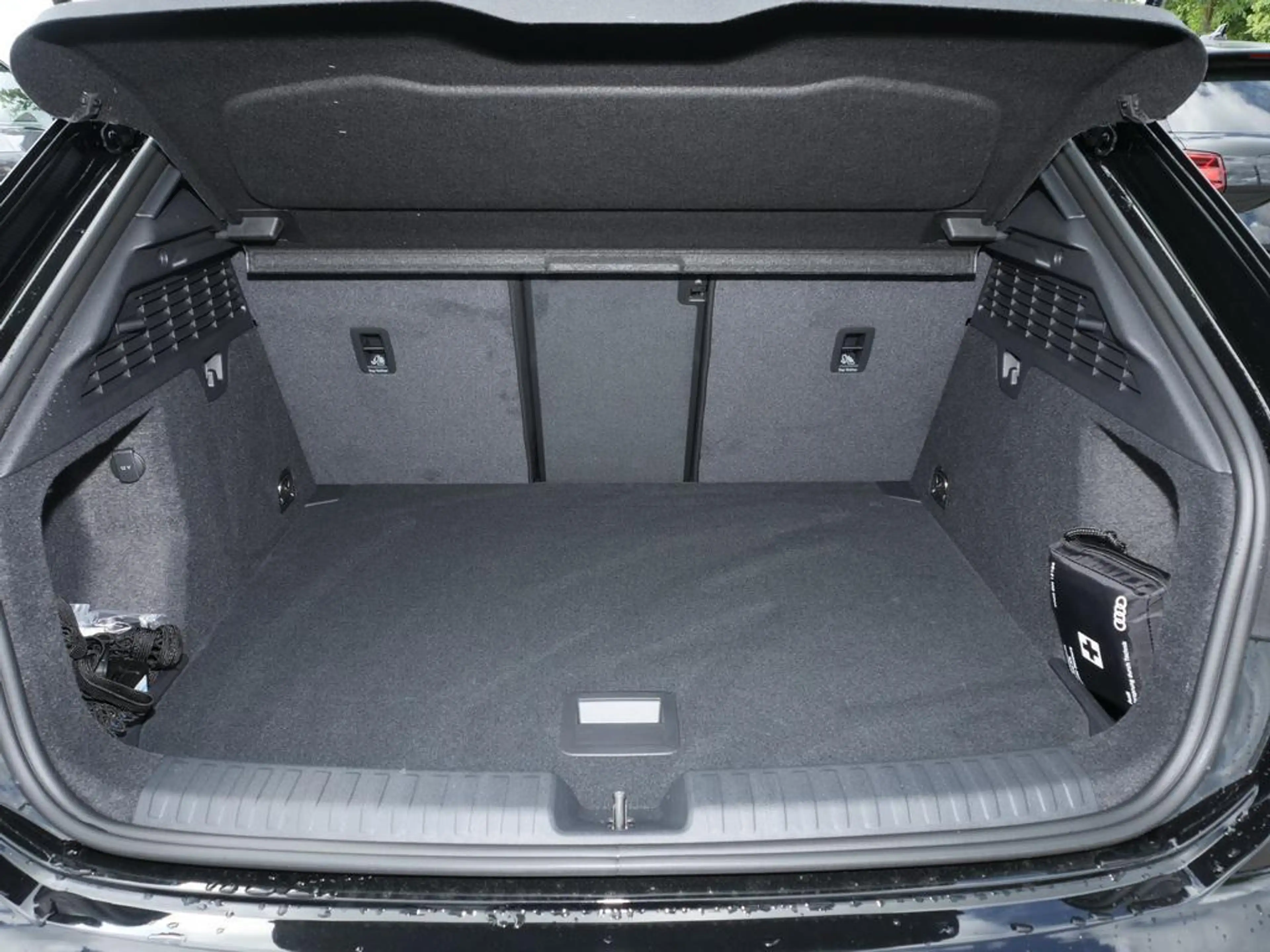 Audi A3 S line 35 TDI S tronic Alu-18`ACC — photo 9