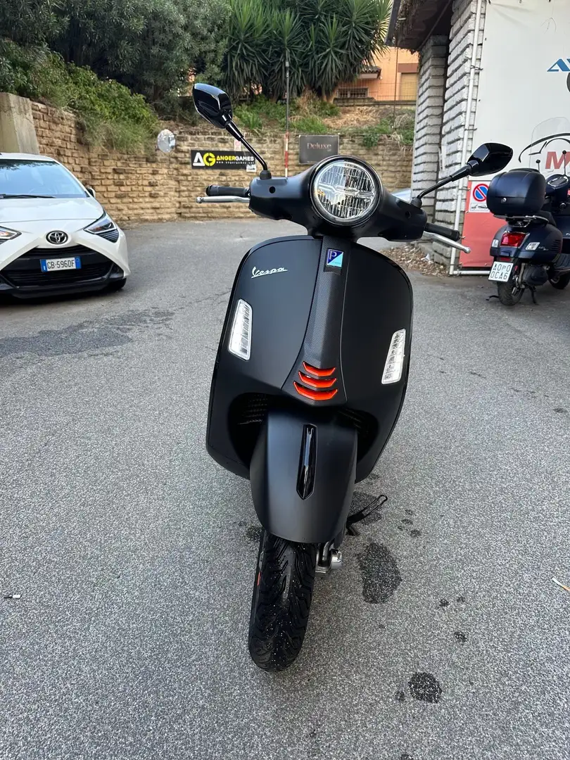 Vespa GTS 300 Super Sport 07/23 km.1369 Nero - 2