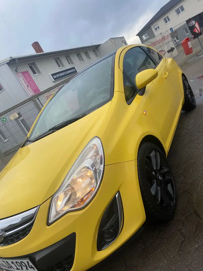 Opel Corsa Жовтий - 1