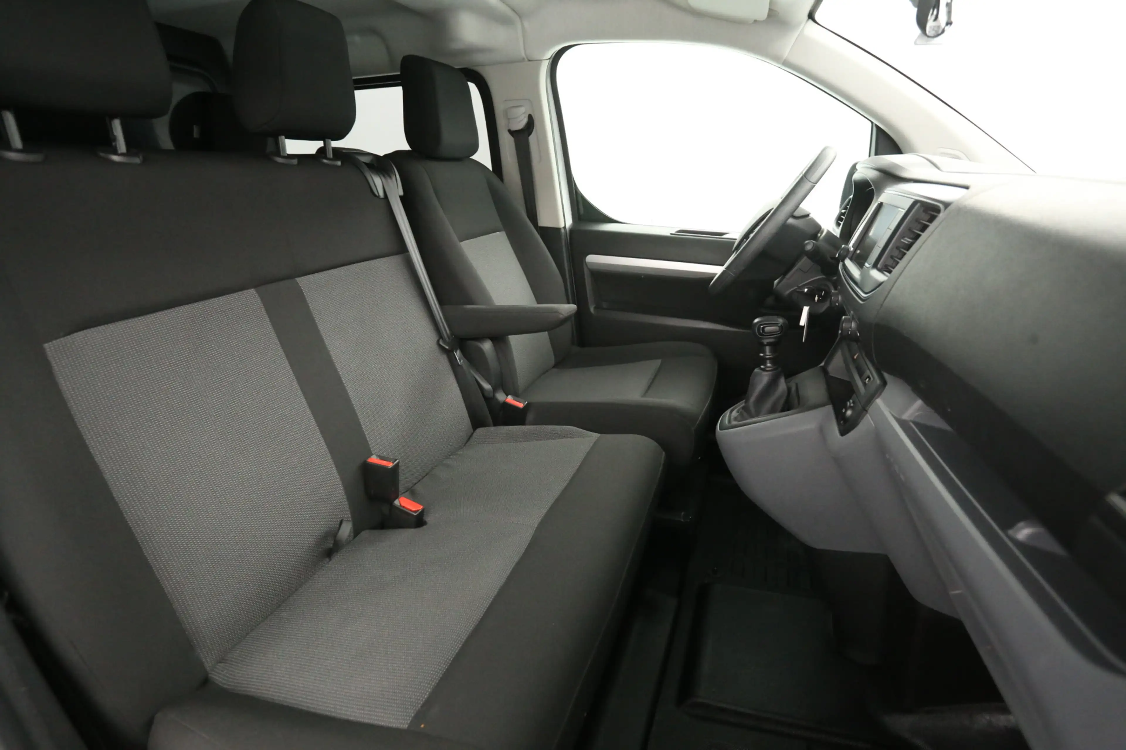 Opel Vivaro Citroën Jumpy 2.0 BlueHDI 145PK L3H1 | DC | 6 Zits — photo 12