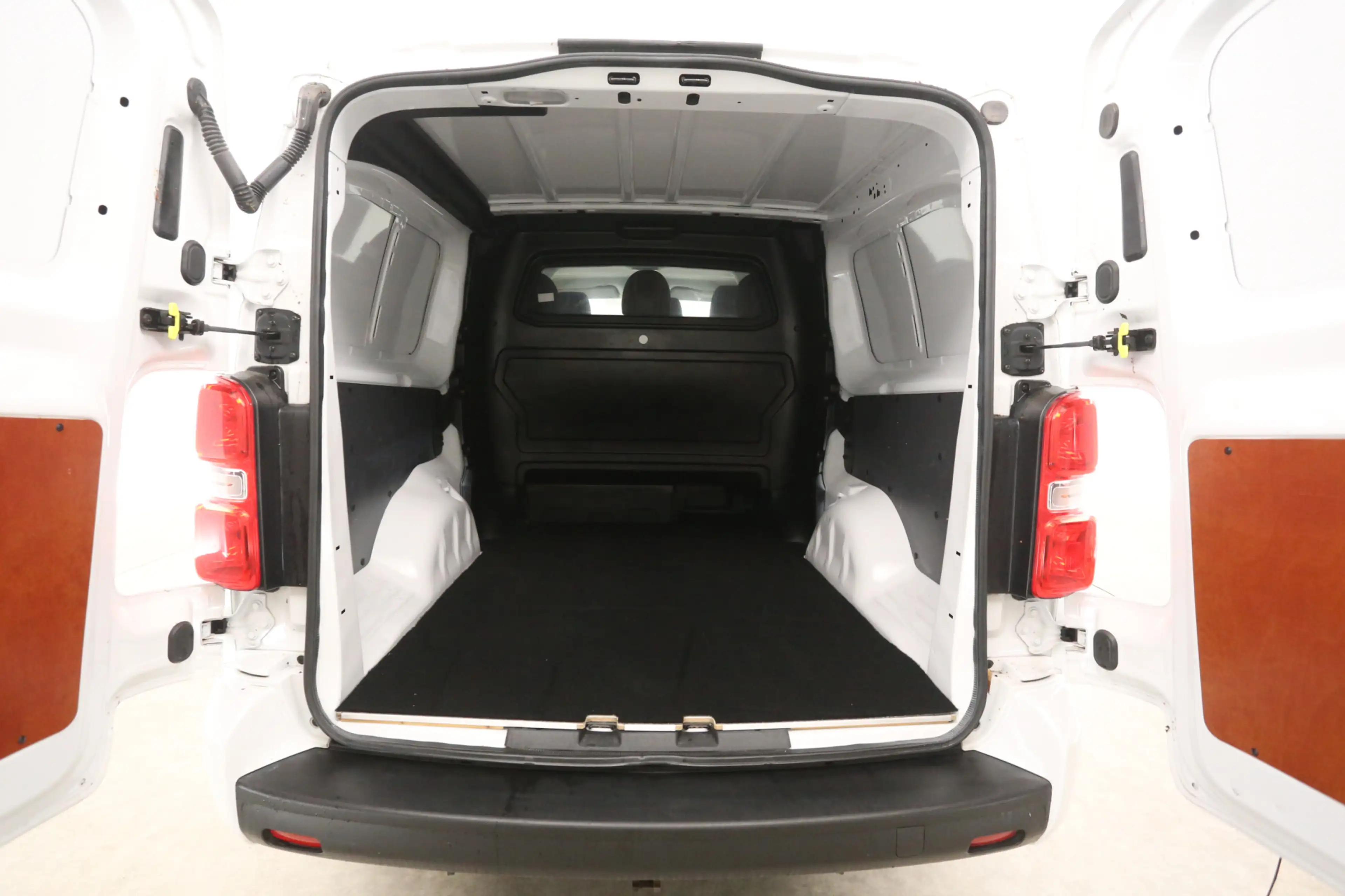 Opel Vivaro Citroën Jumpy 2.0 BlueHDI 145PK L3H1 | DC | 6 Zits — photo 7