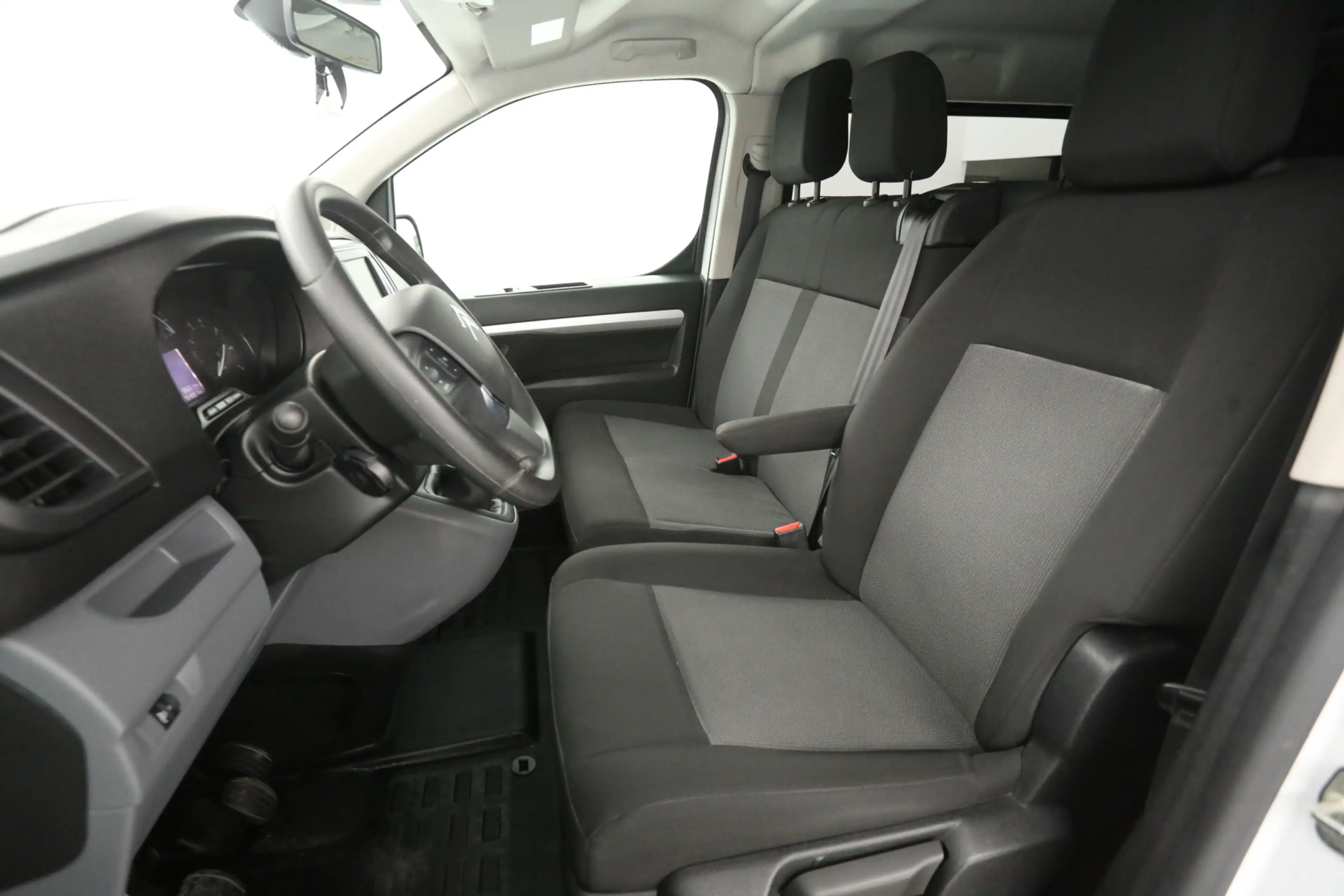 Opel Vivaro Citroën Jumpy 2.0 BlueHDI 145PK L3H1 | DC | 6 Zits — photo 11