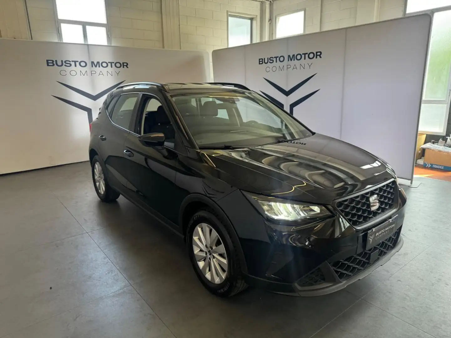 SEAT Arona 1.0 EcoTSI Reference 95cv NEOPATENTATO Nero - 1