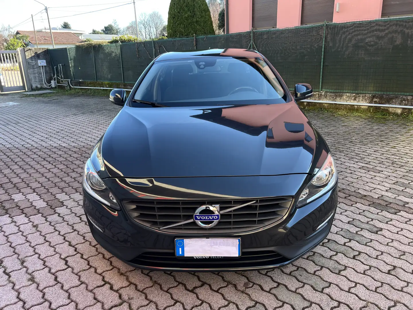 Volvo V60 2.0 d2 Summum geartronic. PERFETTA Grigio - 2