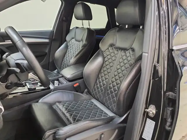 Audi SQ5 view 10