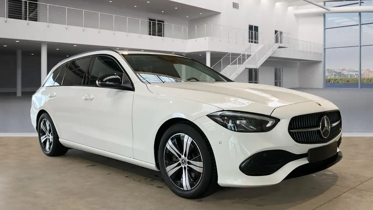 2023 Mercedes-Benz C 220 d Sound*LED*Kamera*NaviTou*Teilleder*Night, photograph 1