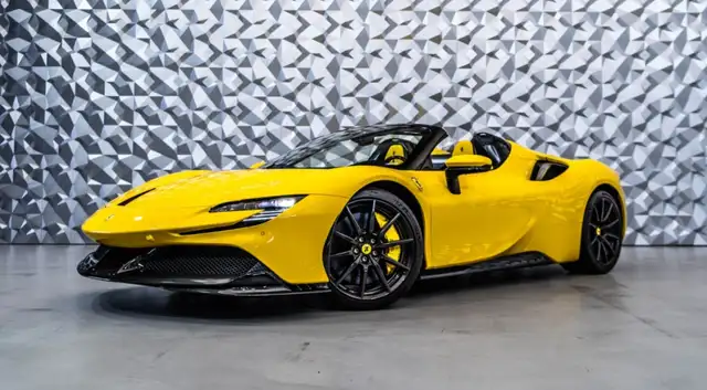 Ferrari SF90 Spider