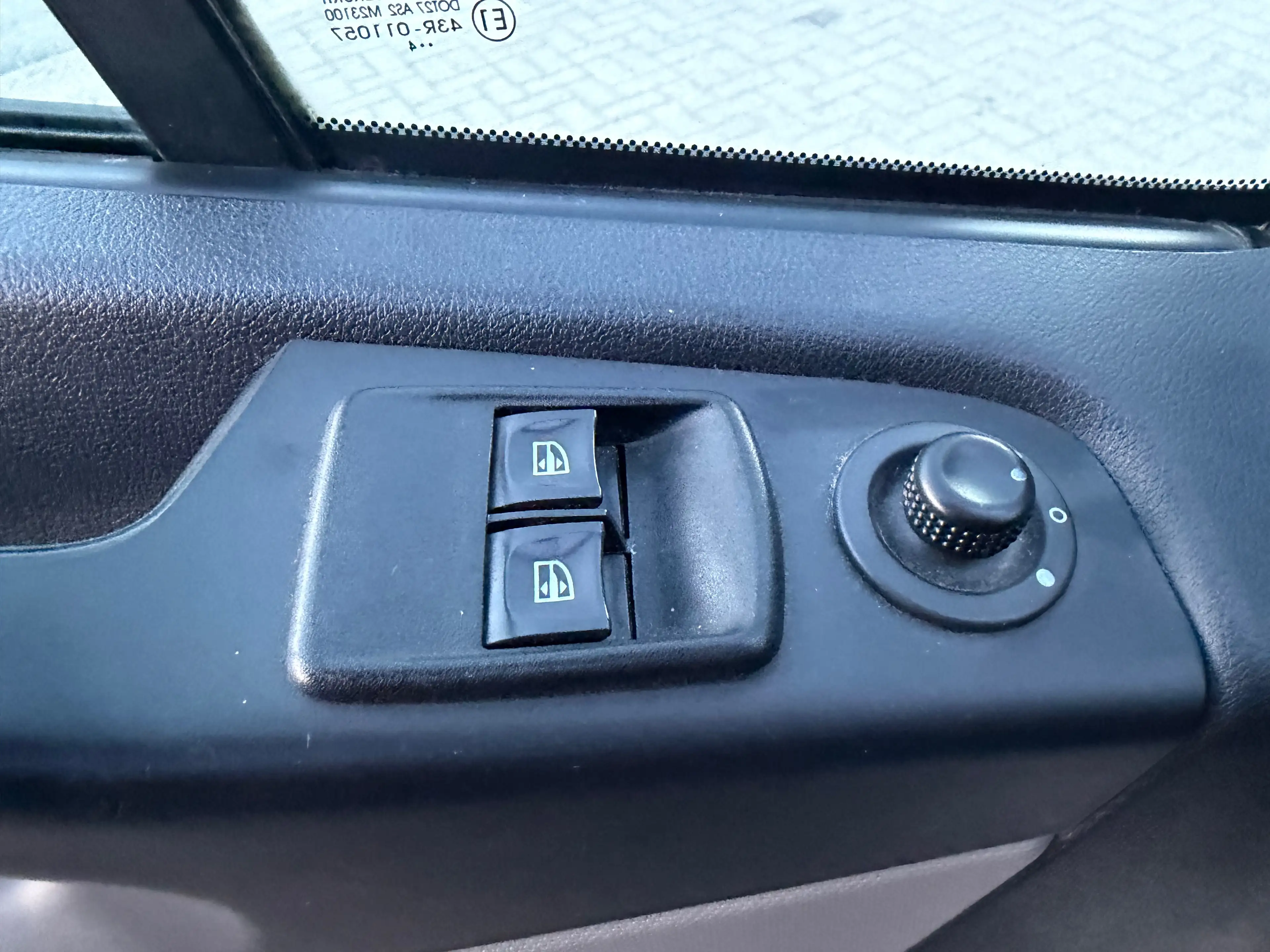 Renault Trafic — photo 12
