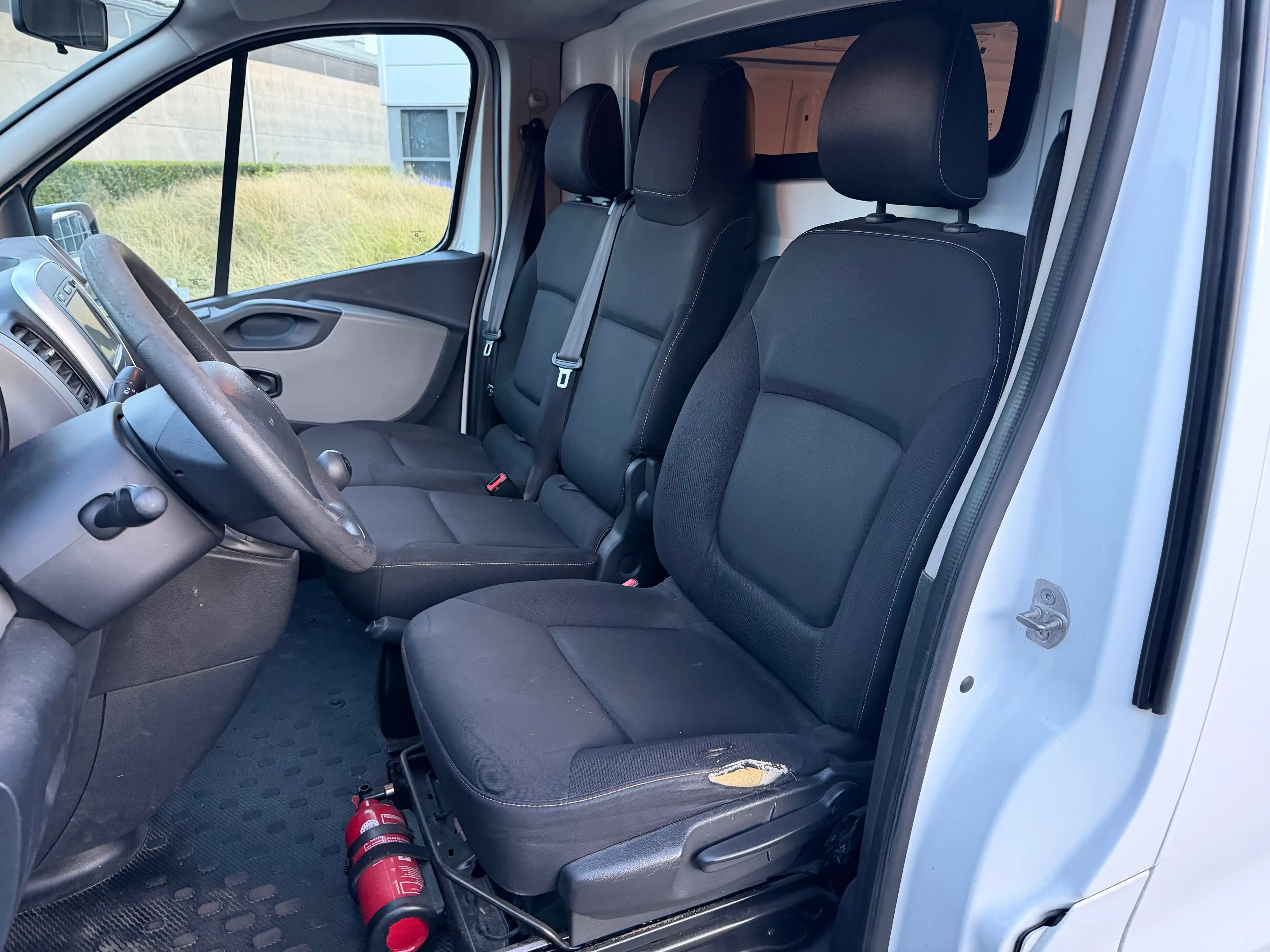 Renault Trafic — photo 7