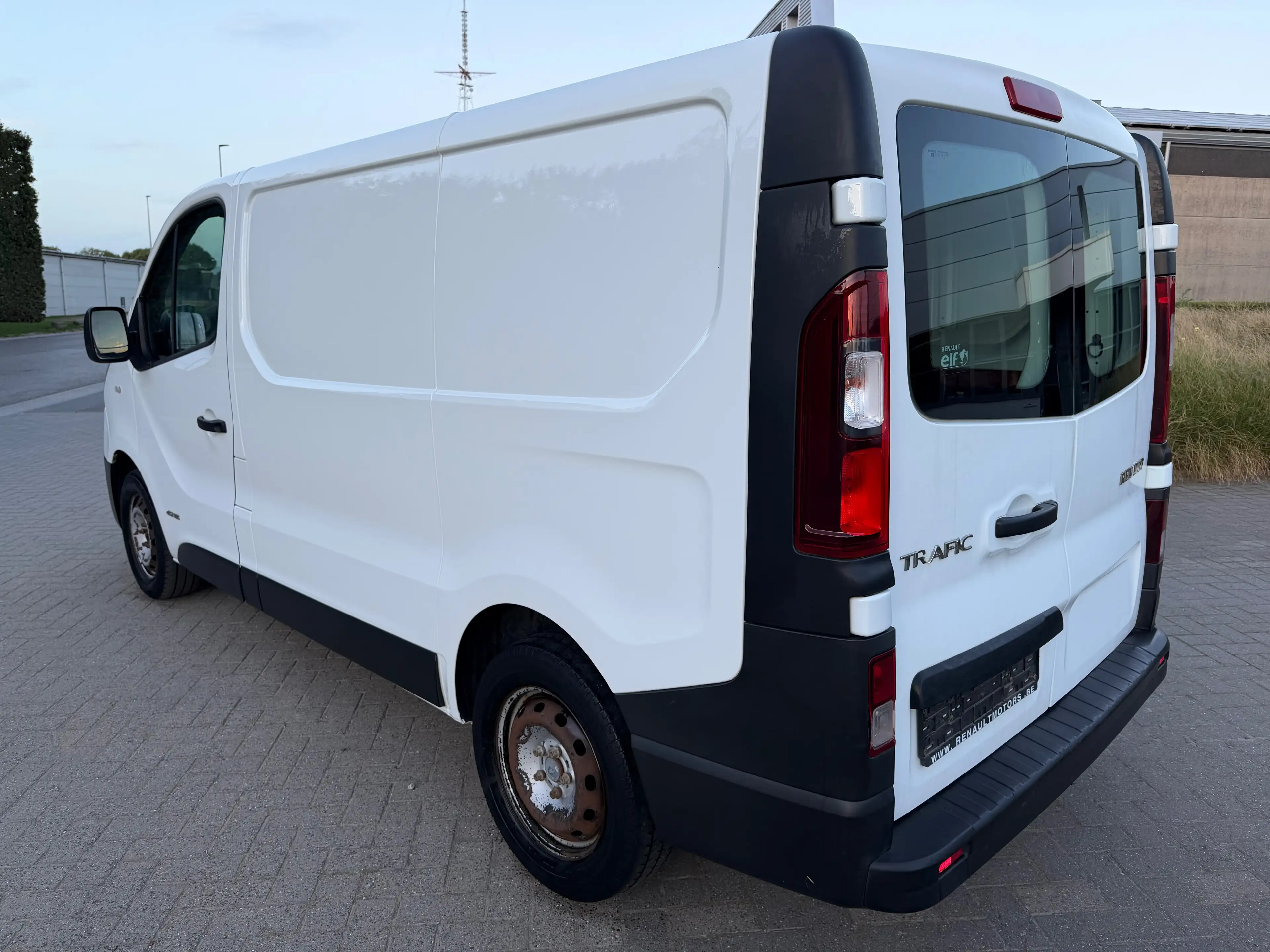 Renault Trafic — photo 4