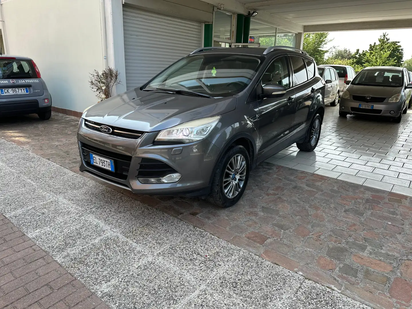 Ford Kuga Kuga 2.0 tdci Titanium 4wd 163cv powershift Grigio - 1