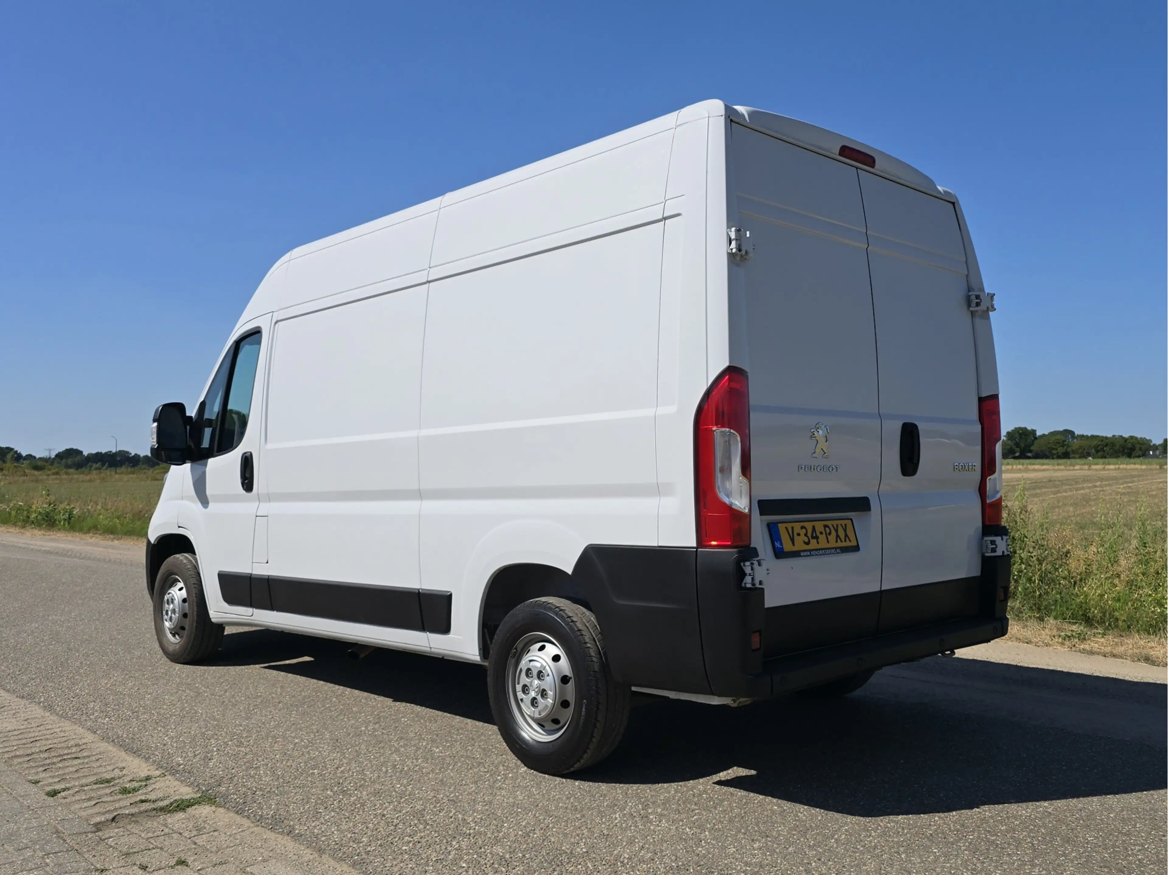 Peugeot Boxer 2.2 BlueHDi L2 H2 - 140 Pk - Euro 6 - Airco - Crui — photo 3