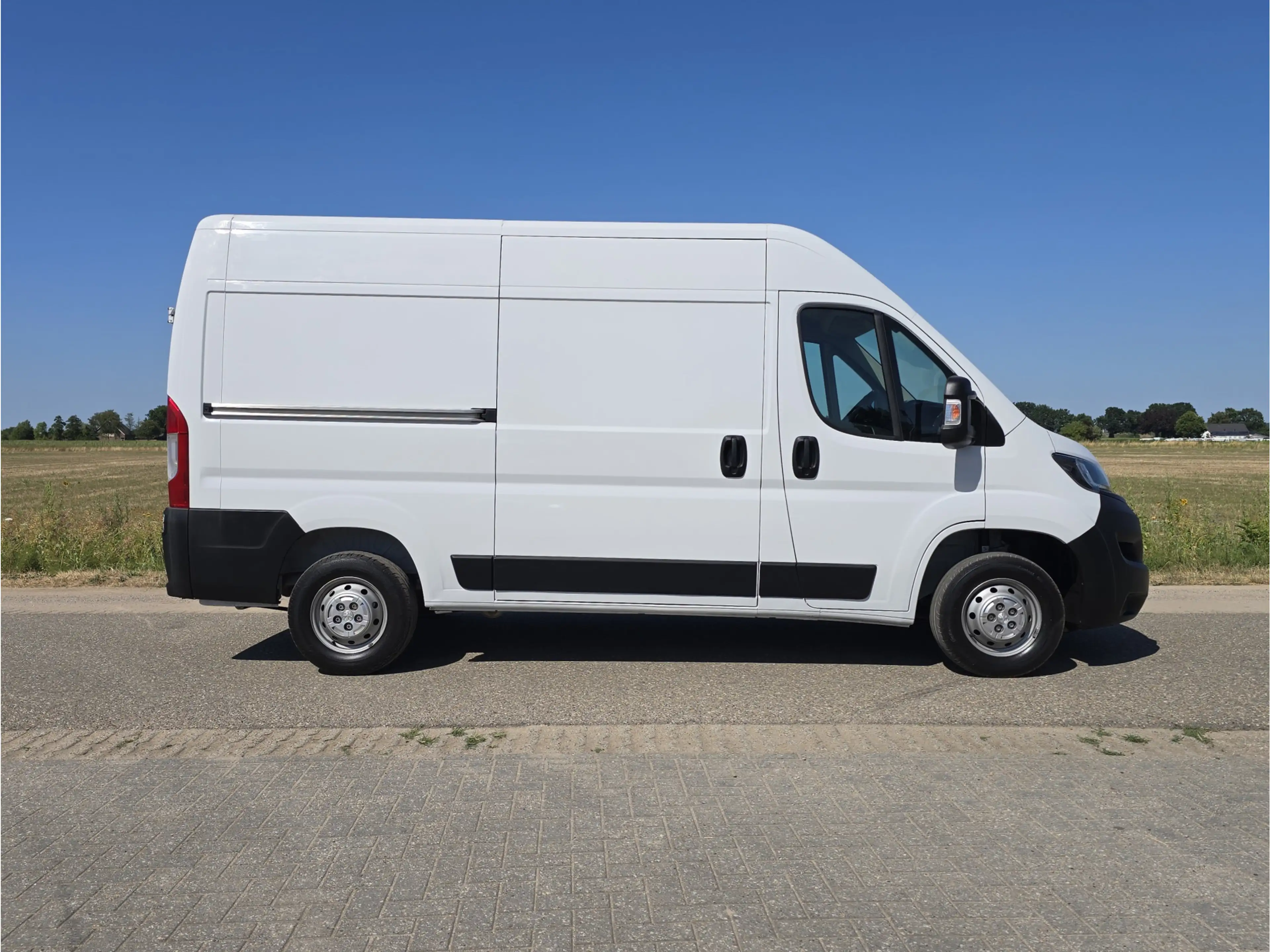 Peugeot Boxer 2.2 BlueHDi L2 H2 - 140 Pk - Euro 6 - Airco - Crui — photo 8