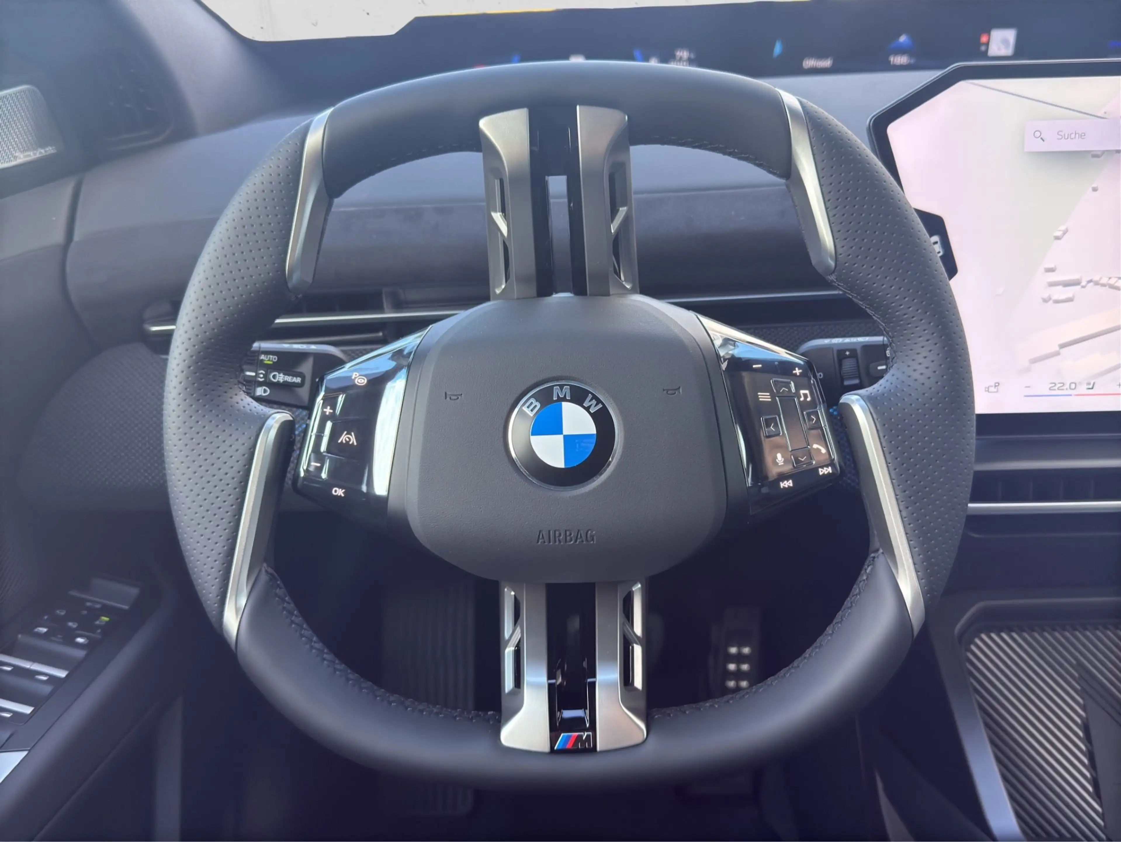 BMW iX3 40 sDrive — photo 11