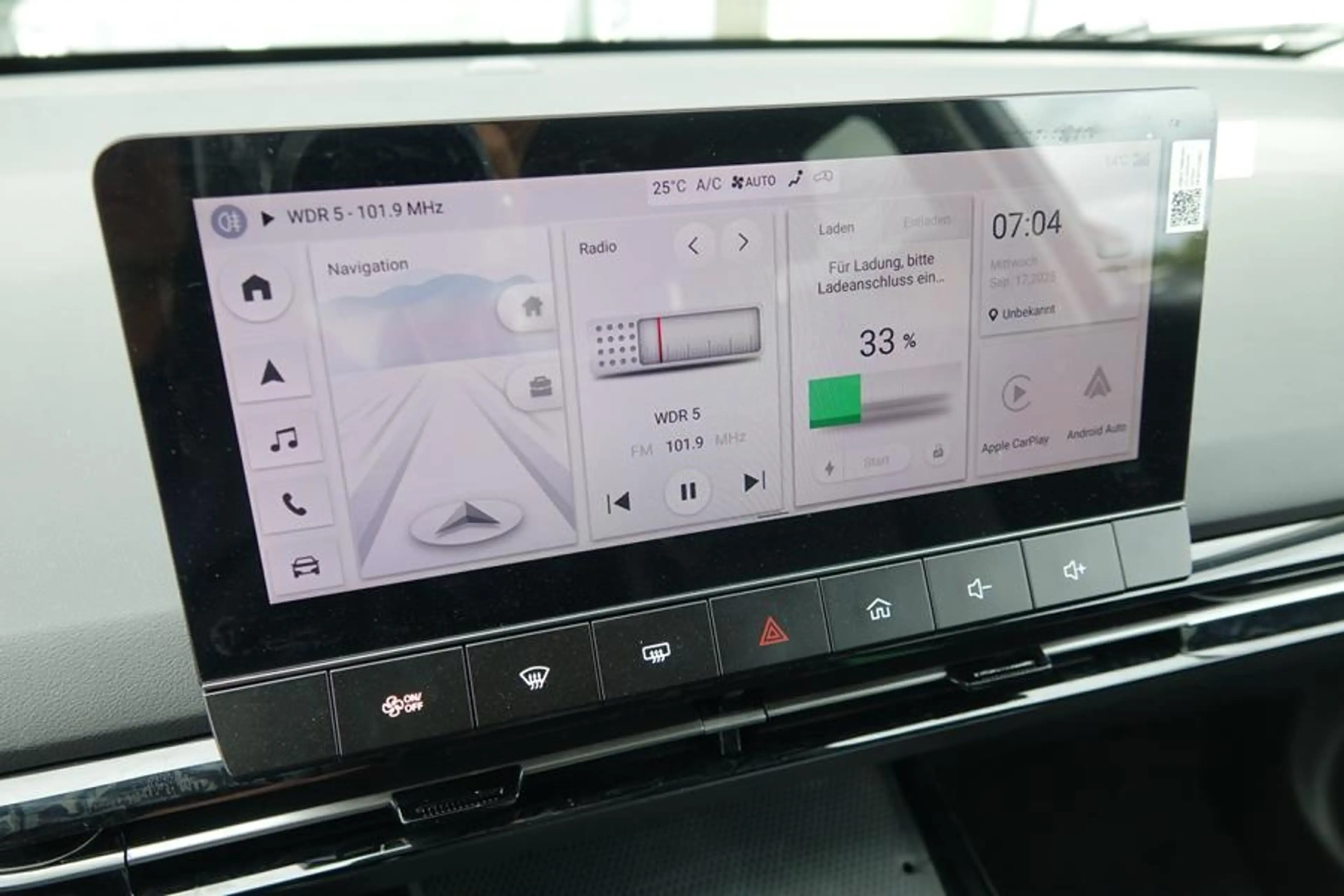 MG MG4 LUXURY 150KW 64 kWh 7J Garantie SOFORT! — photo 13