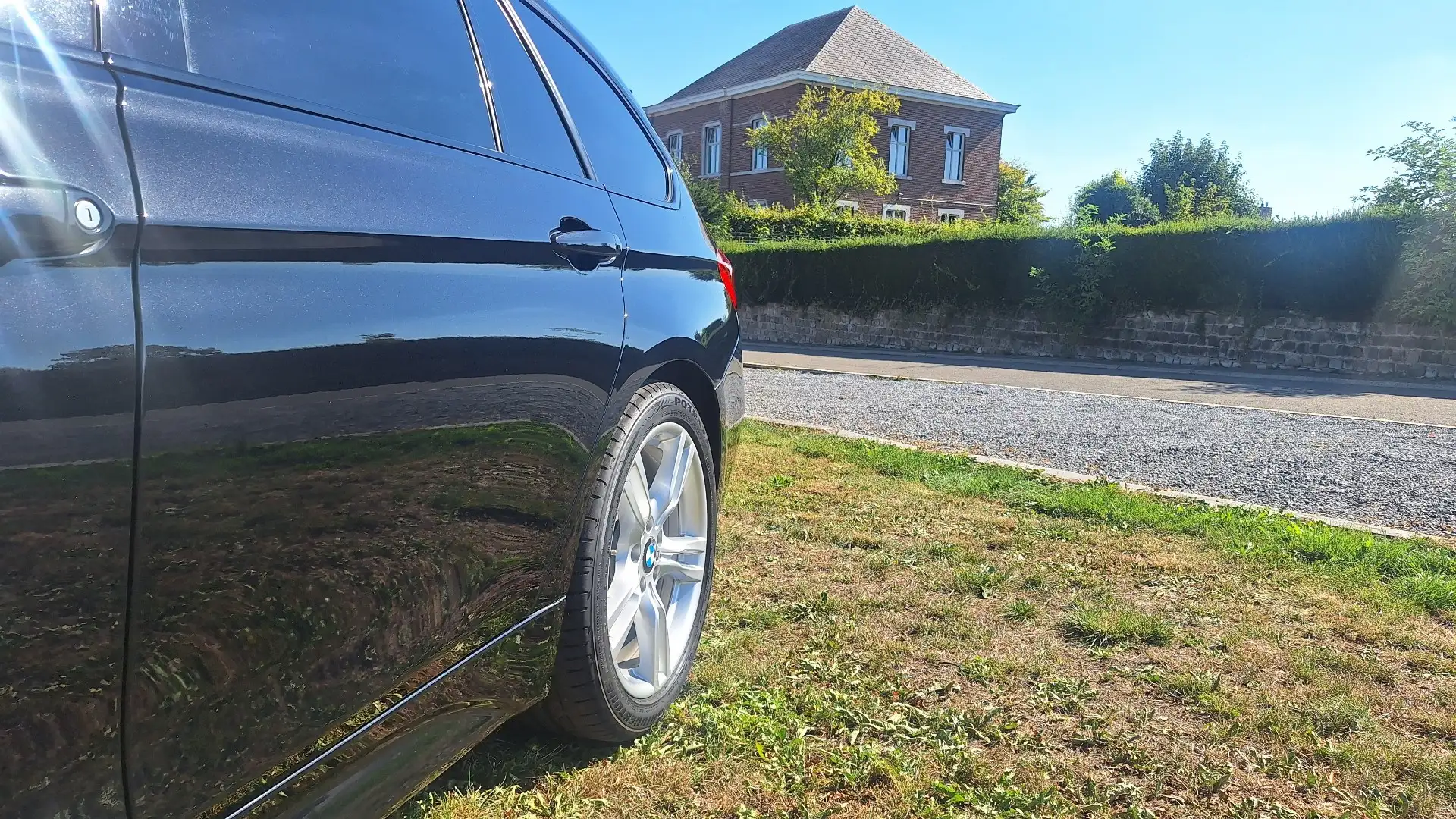 BMW 320 320d Touring Performance - 2