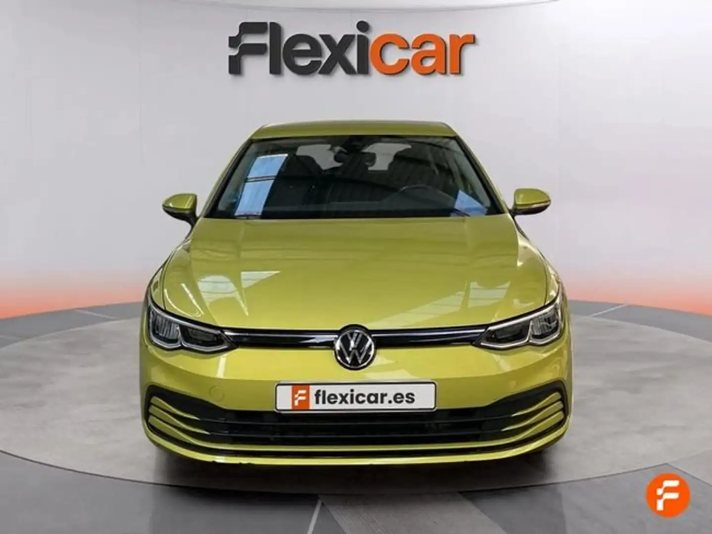 Volkswagen Golf Life 1.5 eTSI 96kW (130CV) DSG Amarillo - 2