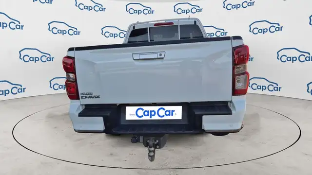 Isuzu D-Max view 3