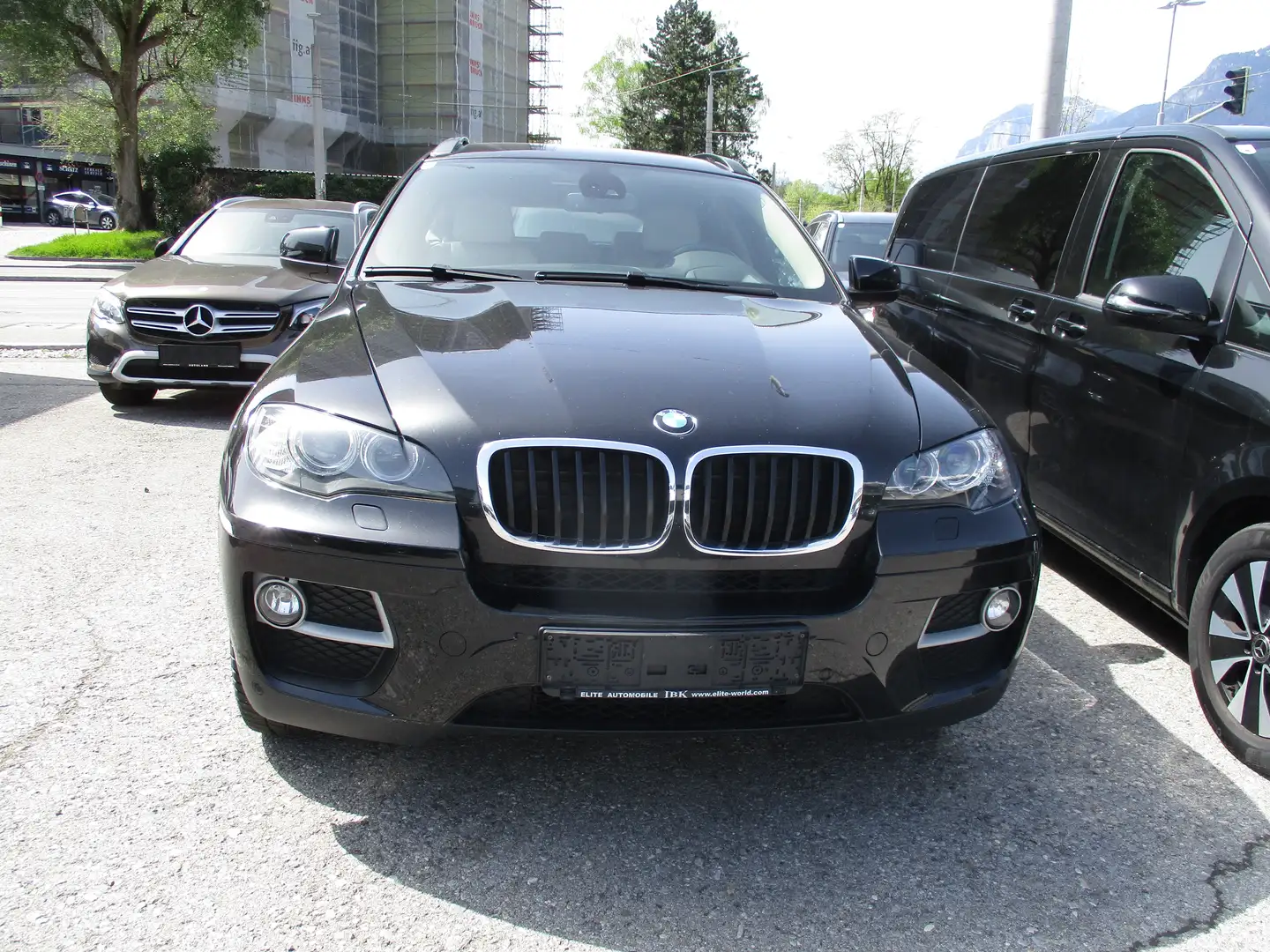 BMW X6 xDrive30d Fekete - 2