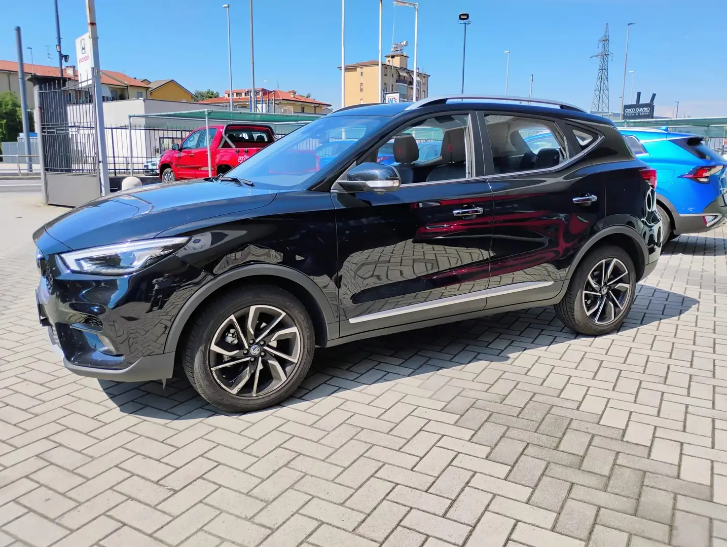 MG ZS ZS 1.5 Luxury Adas Noir - 1