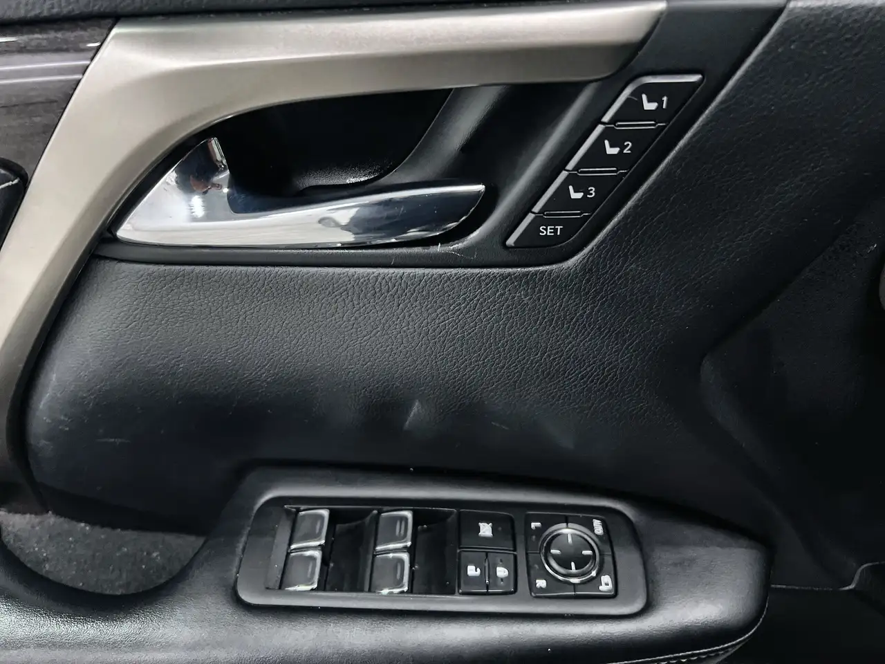 Lexus RX снимка Lexus RX