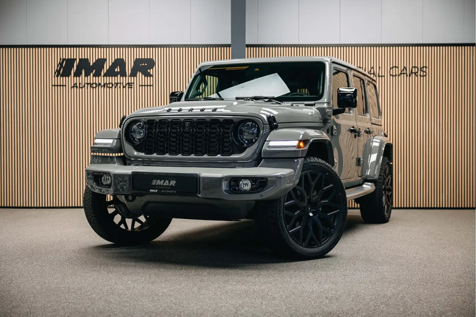 Jeep Wrangler Unlimited 4xe 380 Sahara | Corse Edition Custom ma Gris - 1