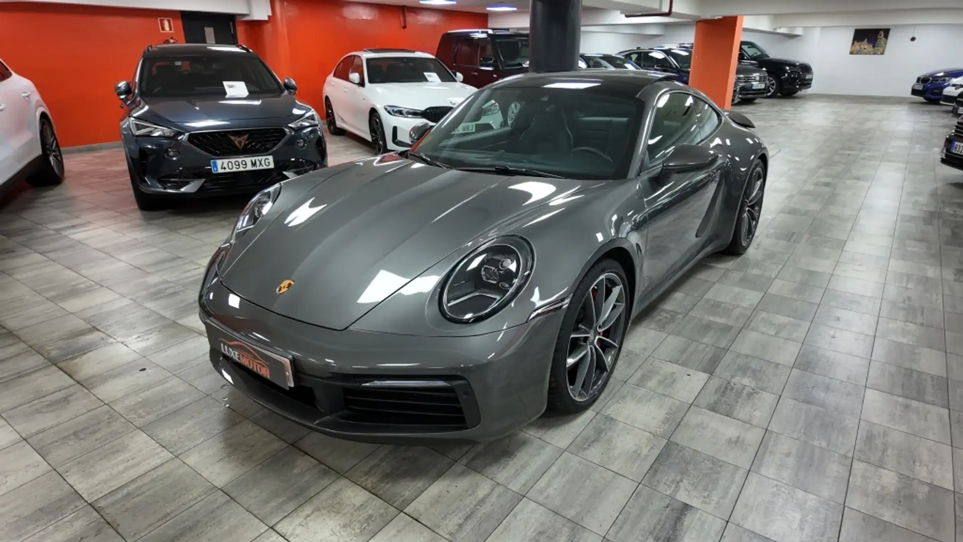 Porsche 992 Carrera 4S Cabriolet PDK Grau - 1