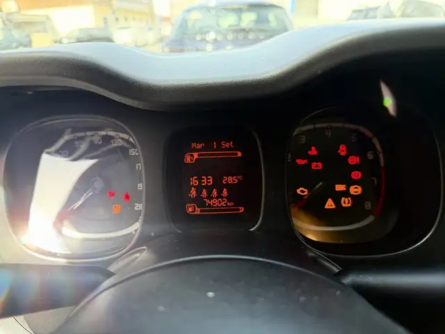 Fiat Panda view 12