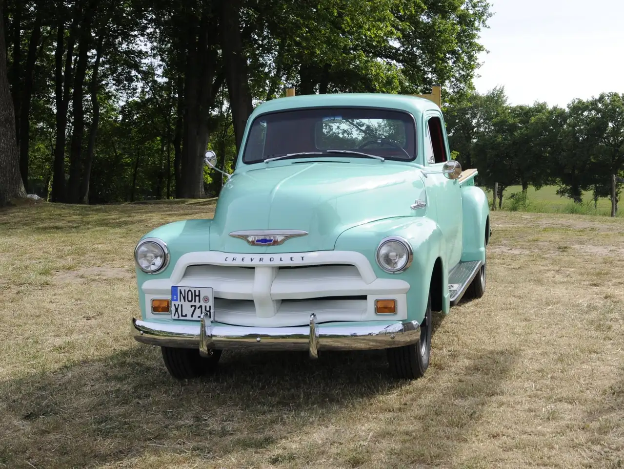 Chevrolet 3600 Stepside Long Bed Pick-up, foto 3