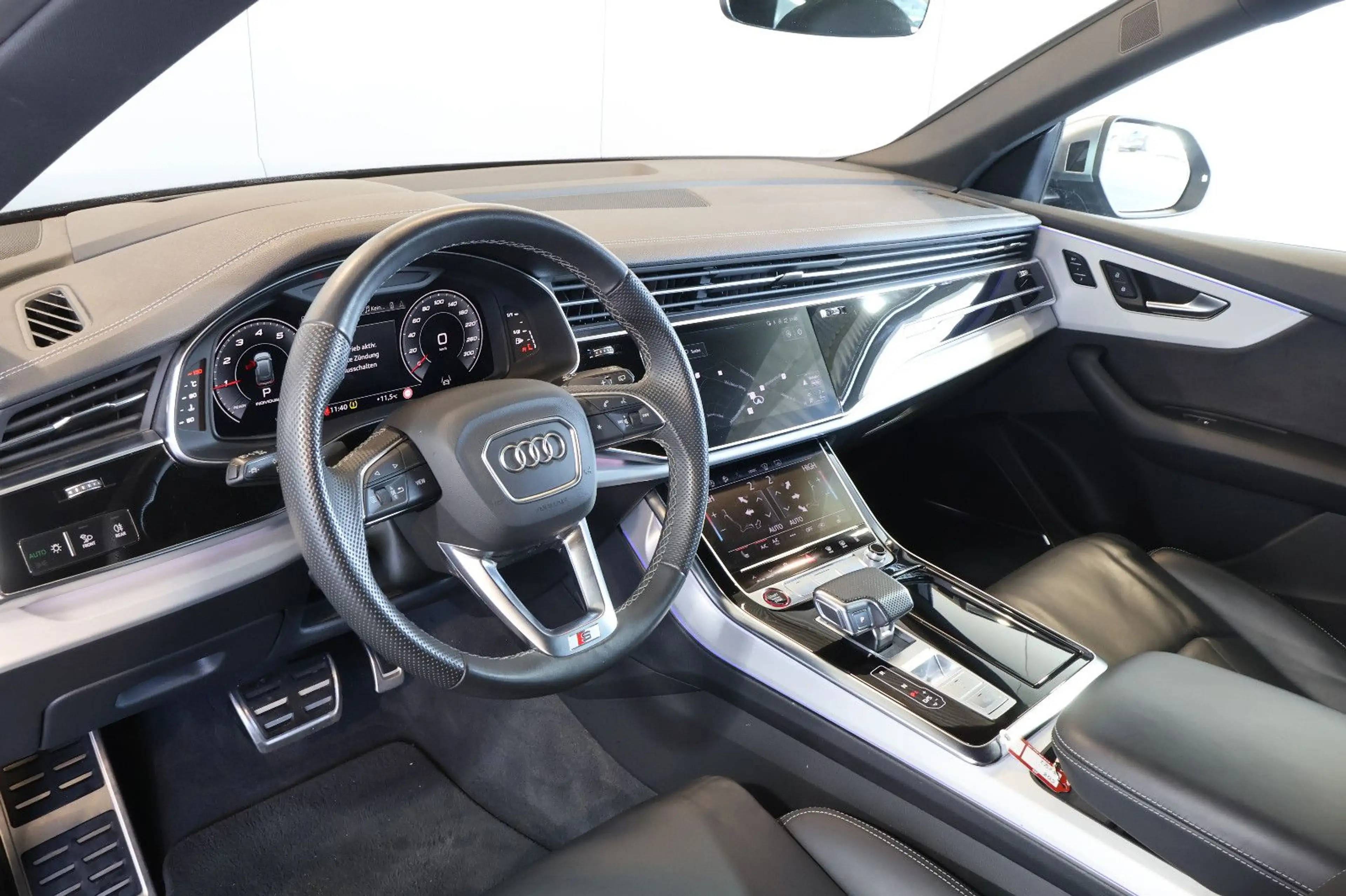 Audi SQ8 4.0 TFSI qu.B&O+NACHT+LUFT+HUD+SOFT+PANO+AHK — photo 12