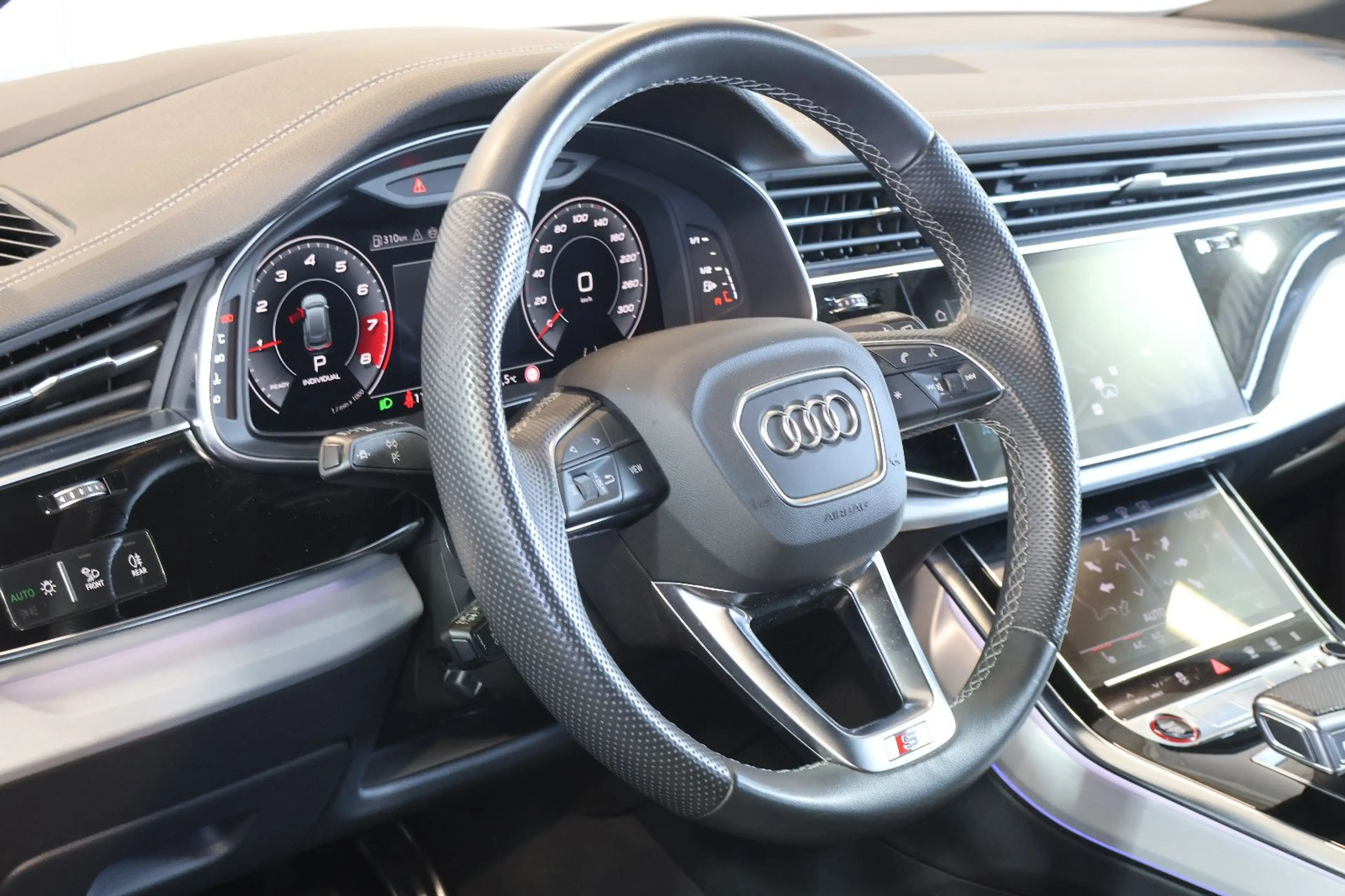 Audi SQ8 4.0 TFSI qu.B&O+NACHT+LUFT+HUD+SOFT+PANO+AHK — photo 13
