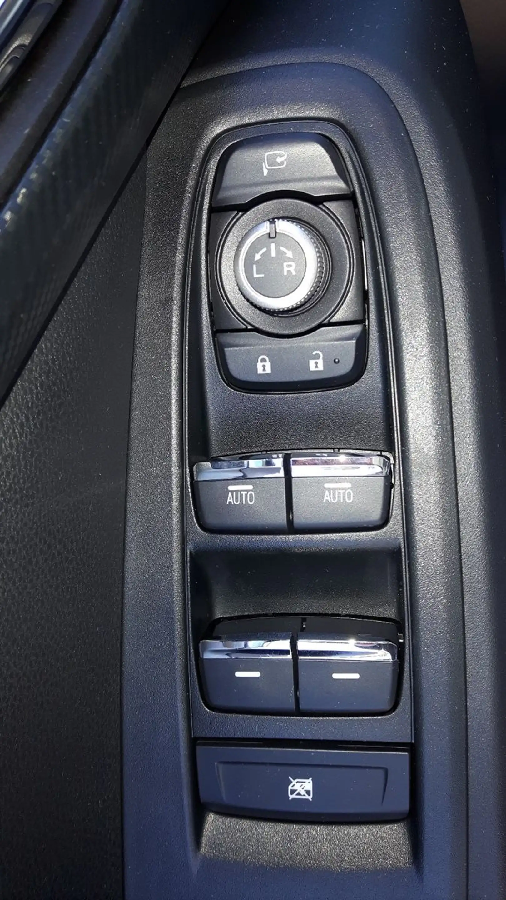Subaru Crosstrek 2,0ie Boxer Comfort Lineartronic — photo 6
