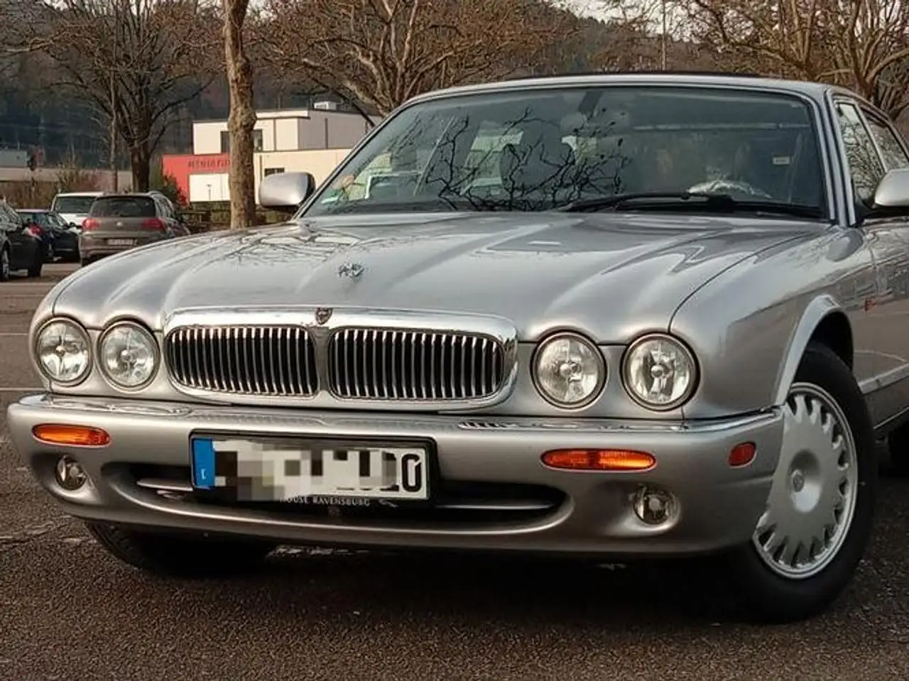 Jaguar XJ8 Sovereign, foto 2