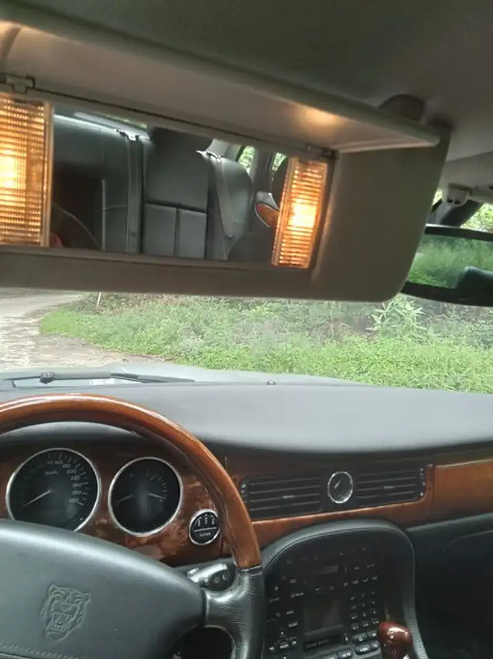Jaguar XJ8 Sovereign, foto 11
