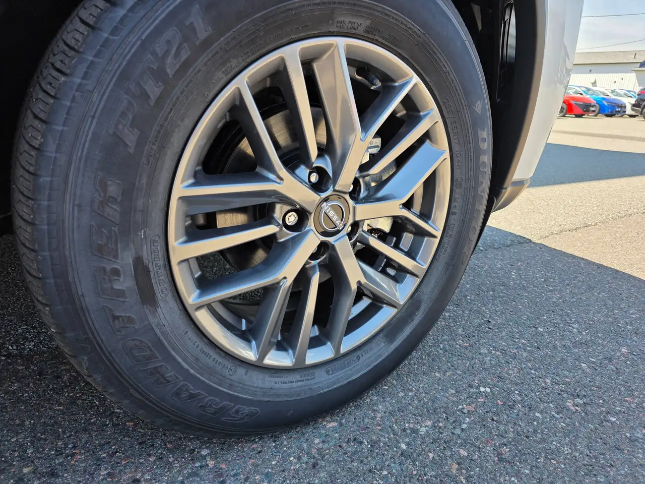 Nissan Rogue снимка Nissan Rogue