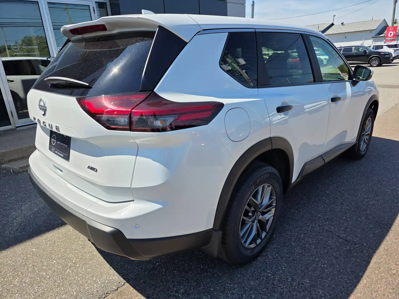 Nissan Rogue снимка Nissan Rogue
