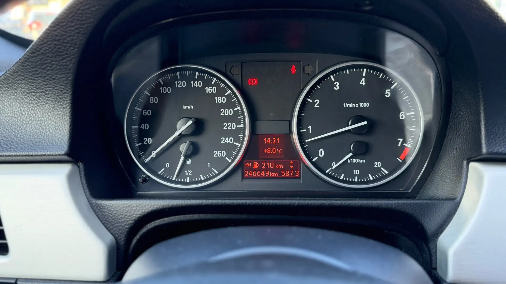 BMW 320 3-serie Coupé 320i Introduction Airco|Navi|Xenon|C Gris - 2