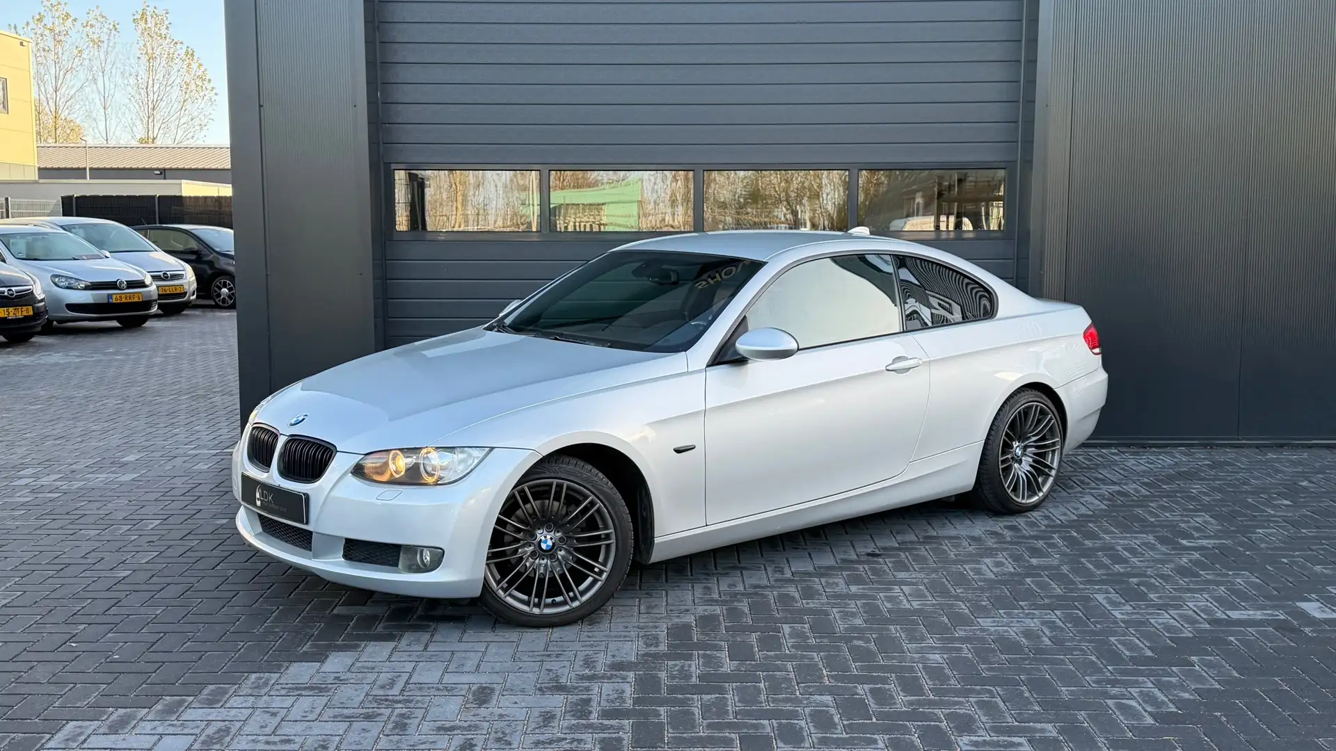 BMW 320 3-serie Coupé 320i Introduction Airco|Navi|Xenon|C Gris - 1