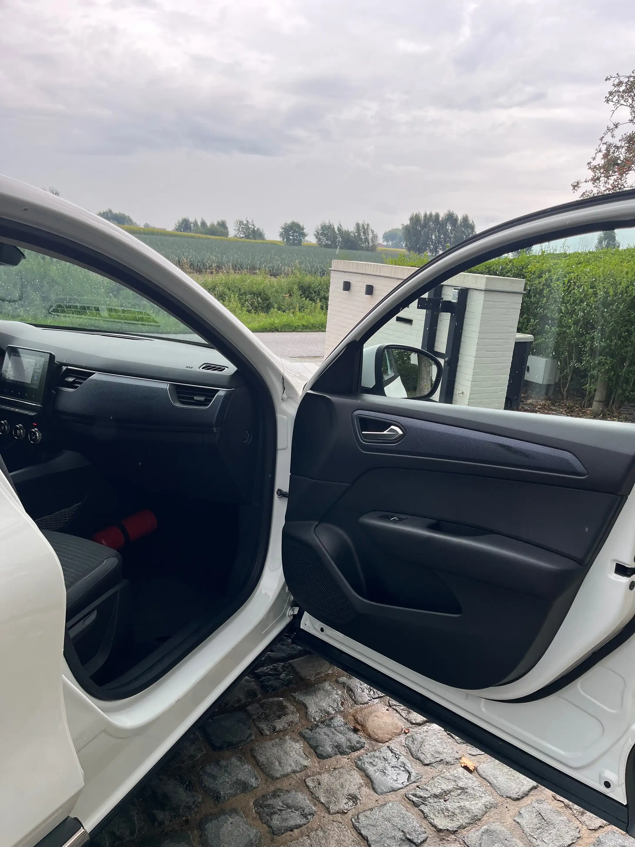 Renault Arkana E-TECH 1.6i/1eignr/77400km/Carplay/Cruise/Camera/Led/Clima... — photo 11