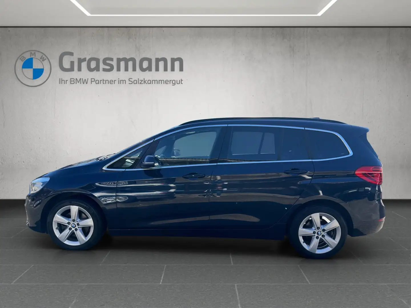 BMW 218 d Schwarz - 2