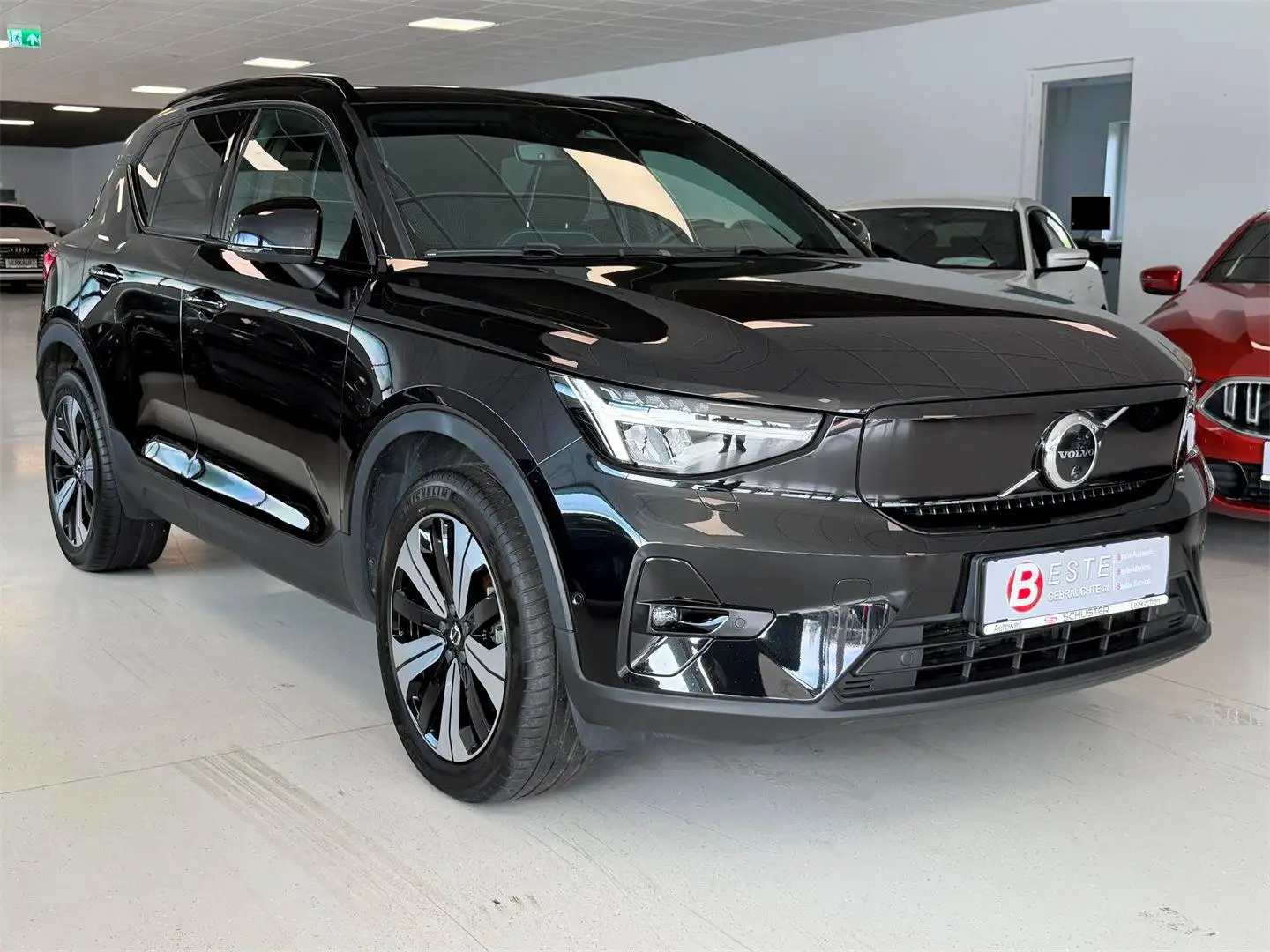 Volvo XC40 Pure Electric Twin AWD Ultimate Schwarz - 1