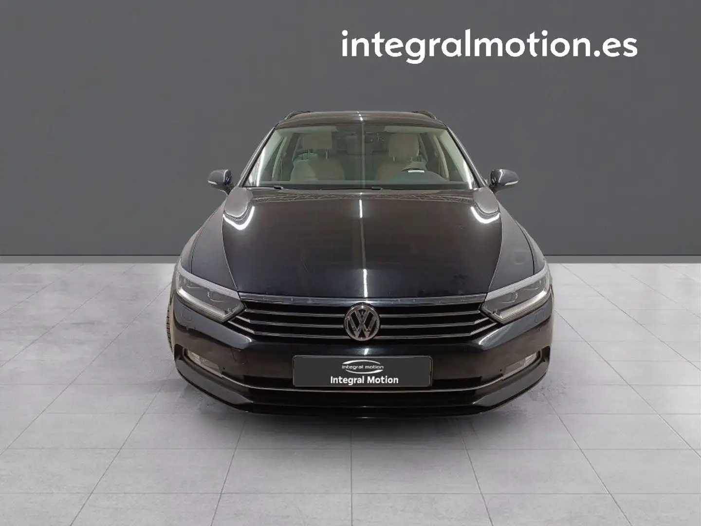 Volkswagen Passat Variant 1.6TDI Edition DSG7 88kW Negro - 2