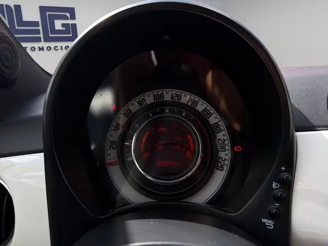 Fiat 500C view 9