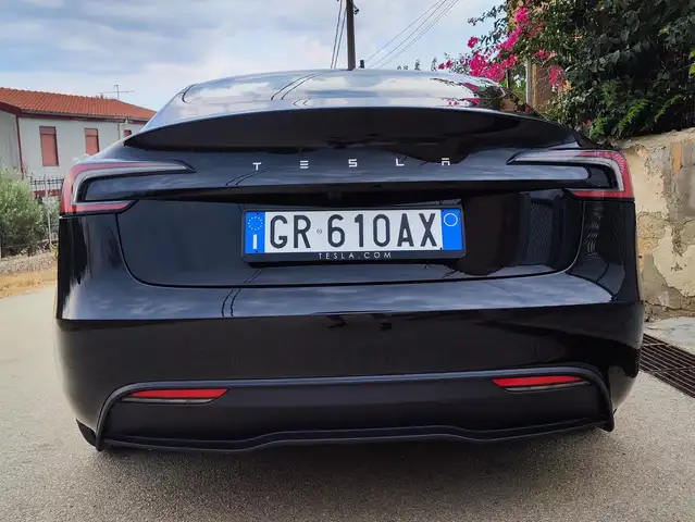 Tesla Model 3 Model 3 highland