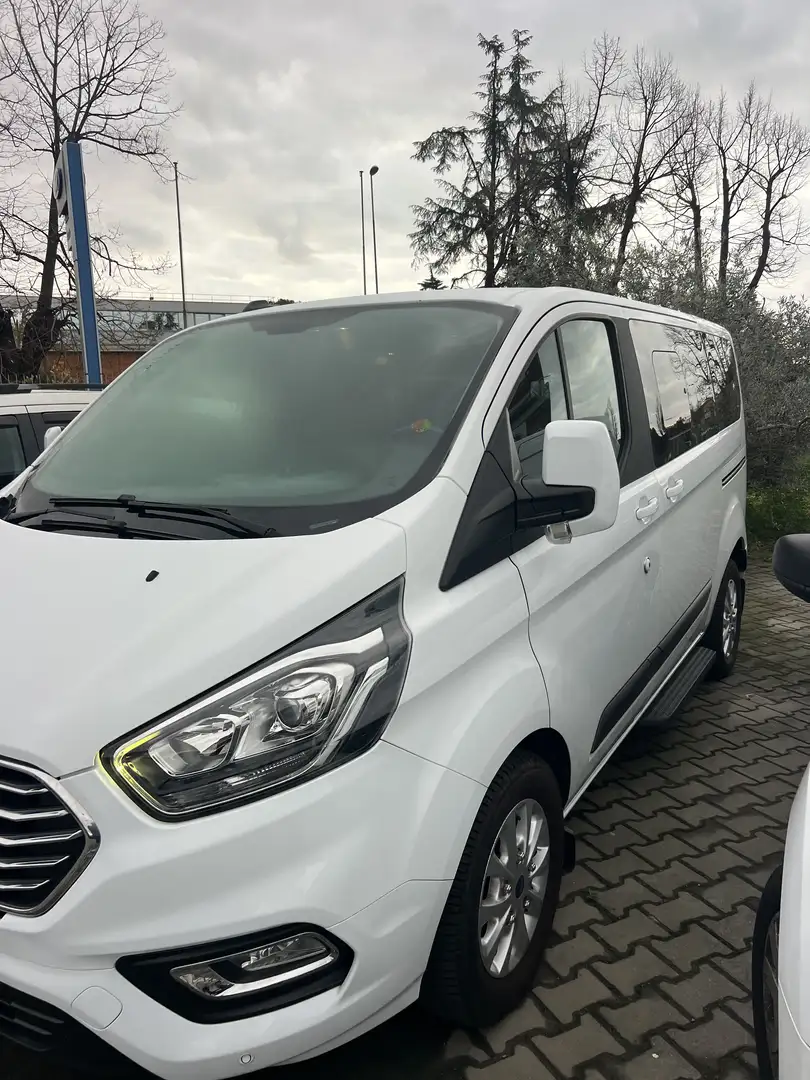 Ford Tourneo Custom titanium 8 posti Bianco - 2