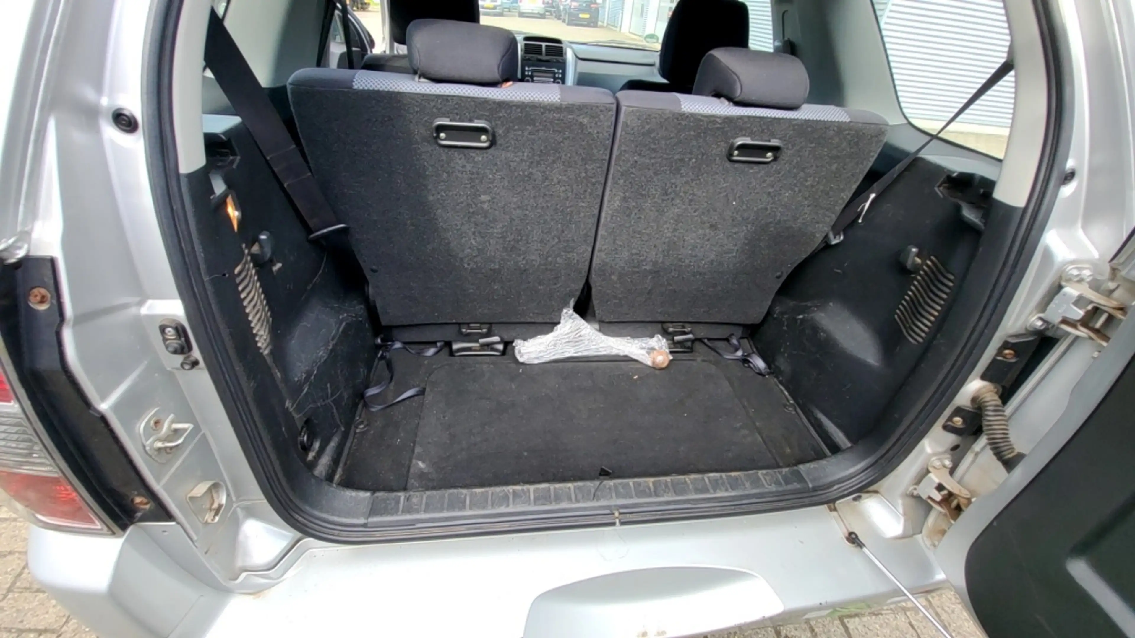 Suzuki Grand Vitara 1.6-16V Exclusive — photo 12